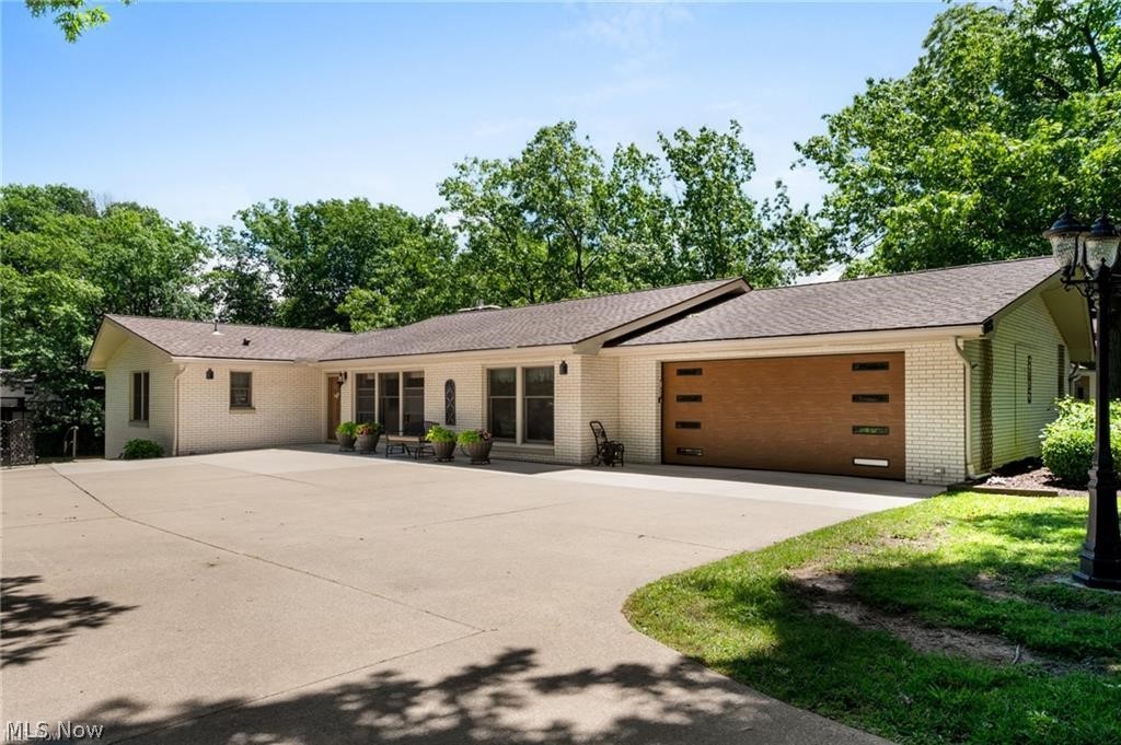 685 Sunnyside Vermilion OH 44089
