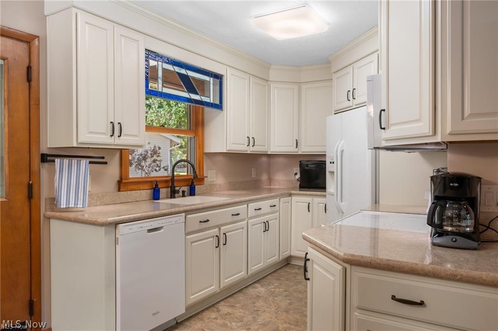685 Sunnyside Vermilion OH 44089