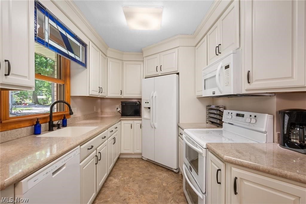 685 Sunnyside Vermilion OH 44089