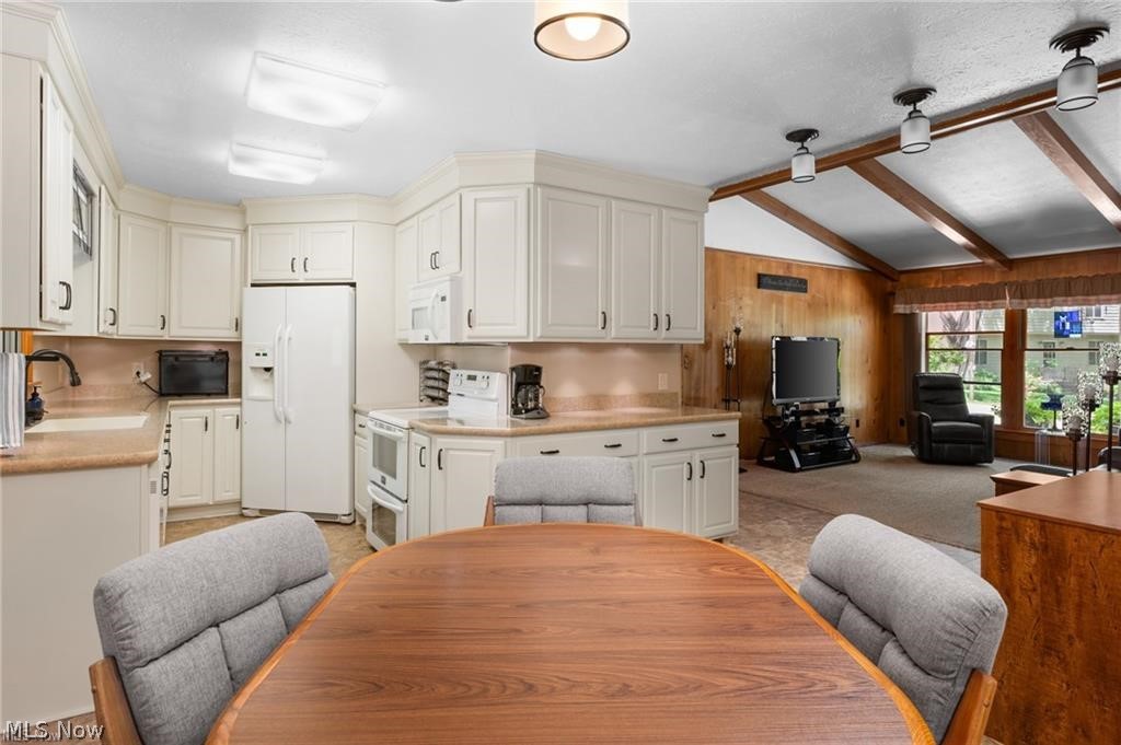685 Sunnyside Vermilion OH 44089