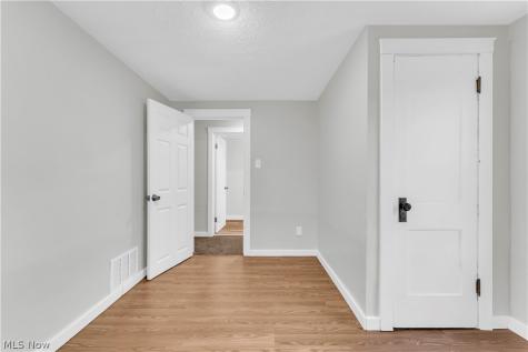 485 E Archwood Avenue Akron OH 44301