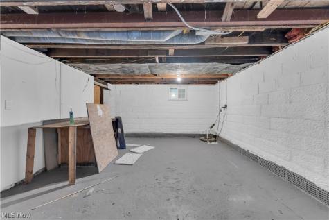 485 E Archwood Avenue Akron OH 44301