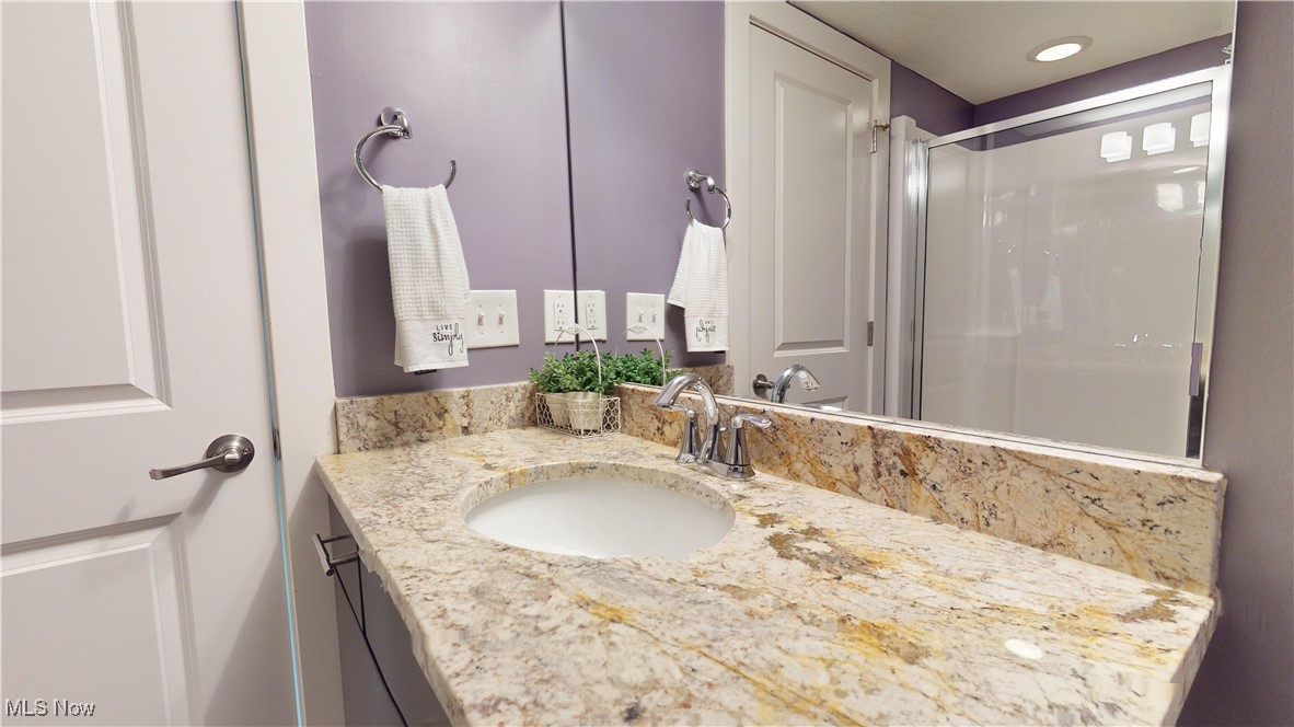 1412 Copper Trace Cleveland Heights OH 44118