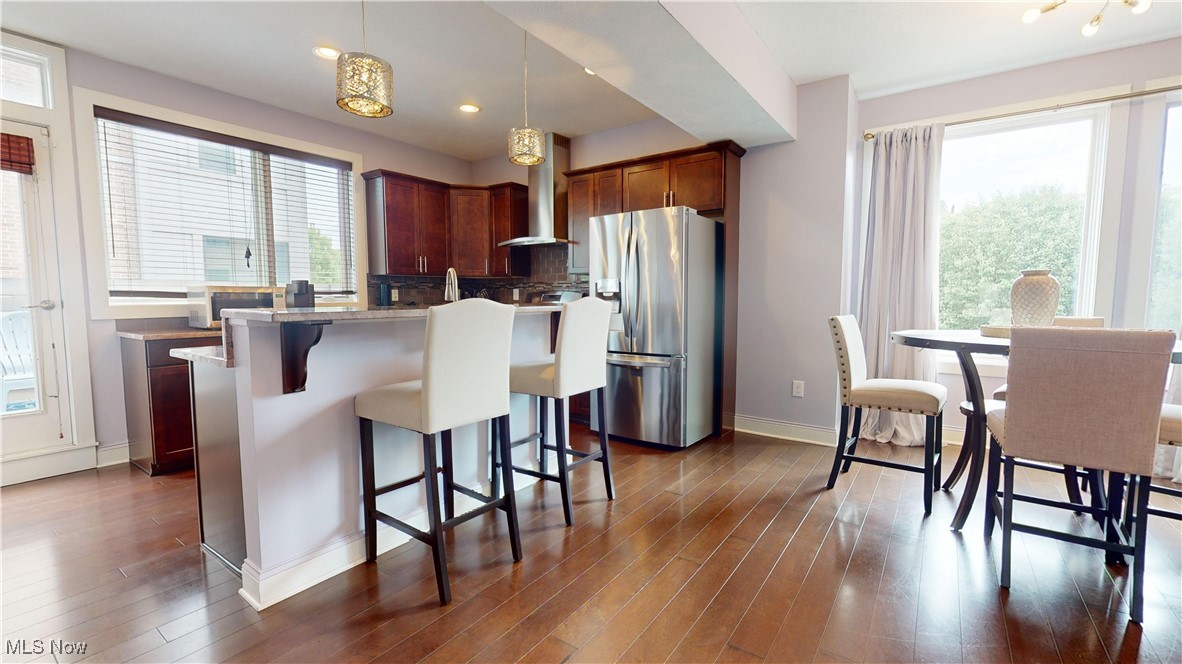 1412 Copper Trace Cleveland Heights OH 44118