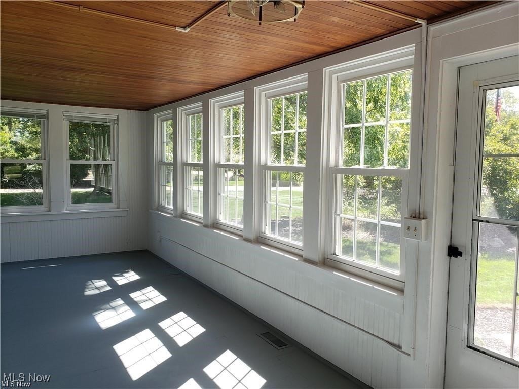 32530 Lake Road Avon Lake OH 44012