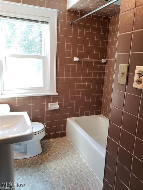 32530 Lake Road Avon Lake OH 44012