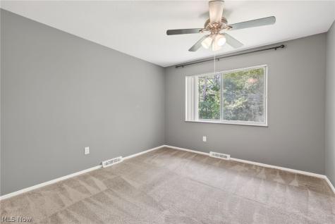 9582 Fernwood Drive Olmsted Falls OH 44138