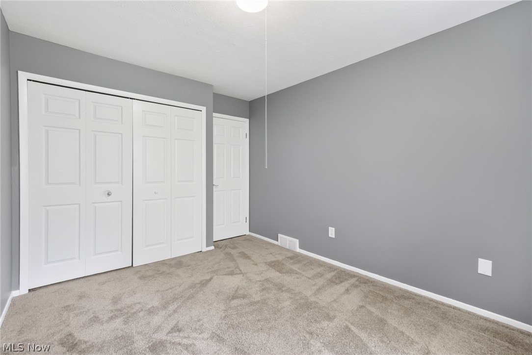 9582 Fernwood Drive Olmsted Falls OH 44138