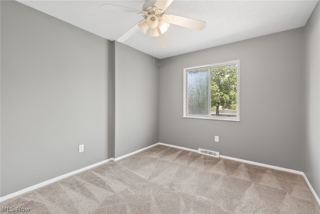 9582 Fernwood Drive Olmsted Falls OH 44138