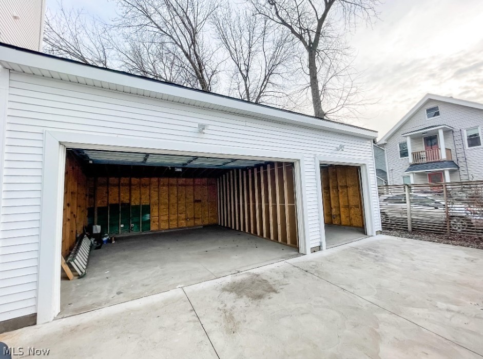2476 Thurman Avenue Cleveland OH 44113