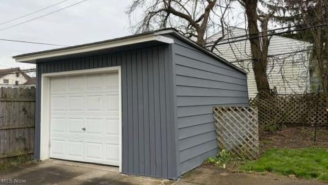 10006 Plymouth Avenue Garfield Heights OH 44125