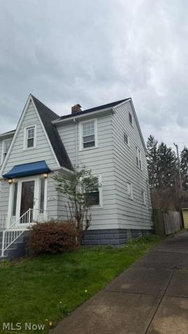 10006 Plymouth Avenue Garfield Heights OH 44125