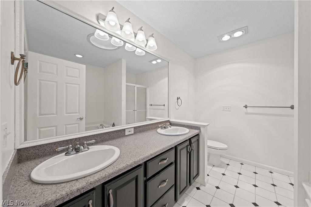 2547 Wyndgate Court Westlake OH 44145