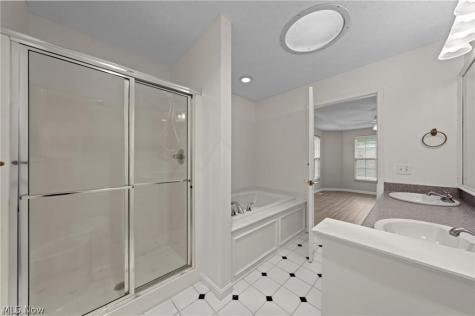 2547 Wyndgate Court Westlake OH 44145
