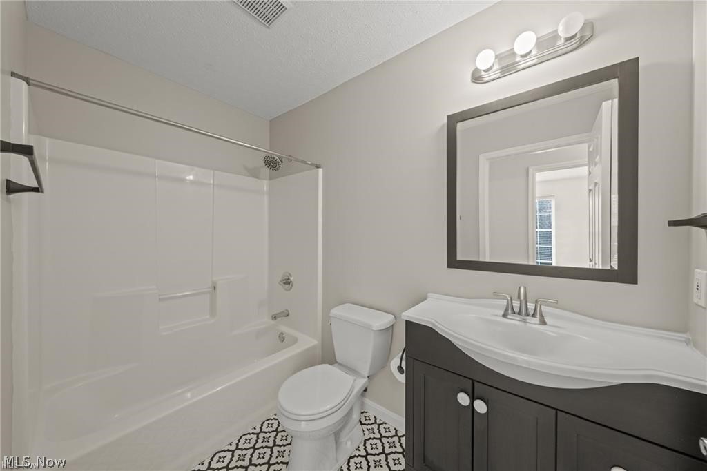 2547 Wyndgate Court Westlake OH 44145