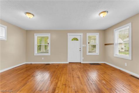 4105 Muriel Avenue Cleveland OH 44109