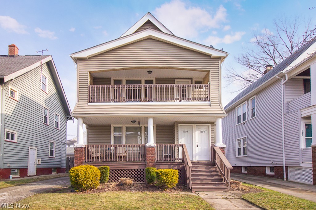 1295 Jackson Avenue Lakewood OH 44107