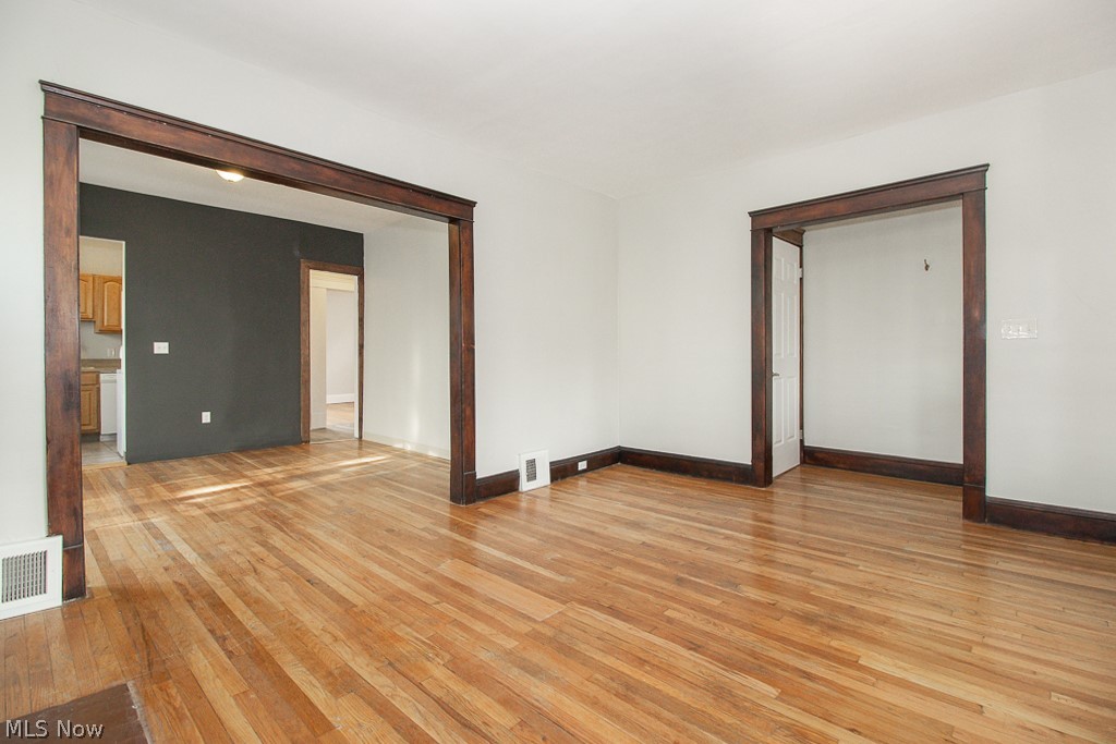 1295 Jackson Avenue Lakewood OH 44107