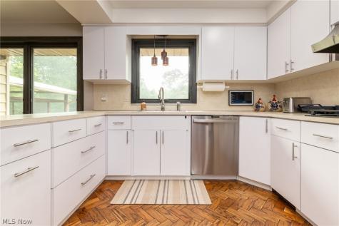 25150 Cardington Drive Beachwood OH 44122