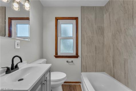 14404 Rockside Road Maple Heights OH 44137