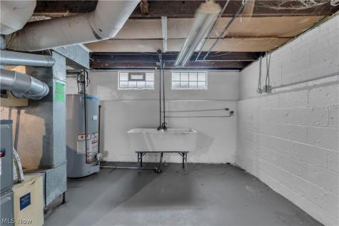 14404 Rockside Road Maple Heights OH 44137