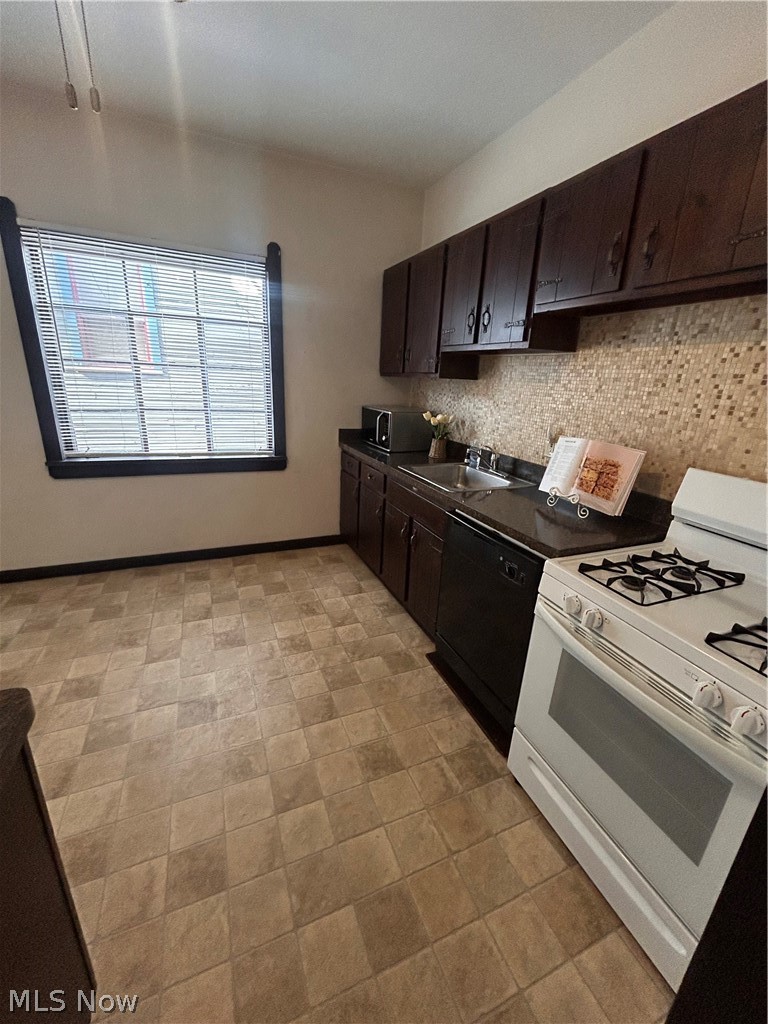 1707 W 31st Place Cleveland OH 44113