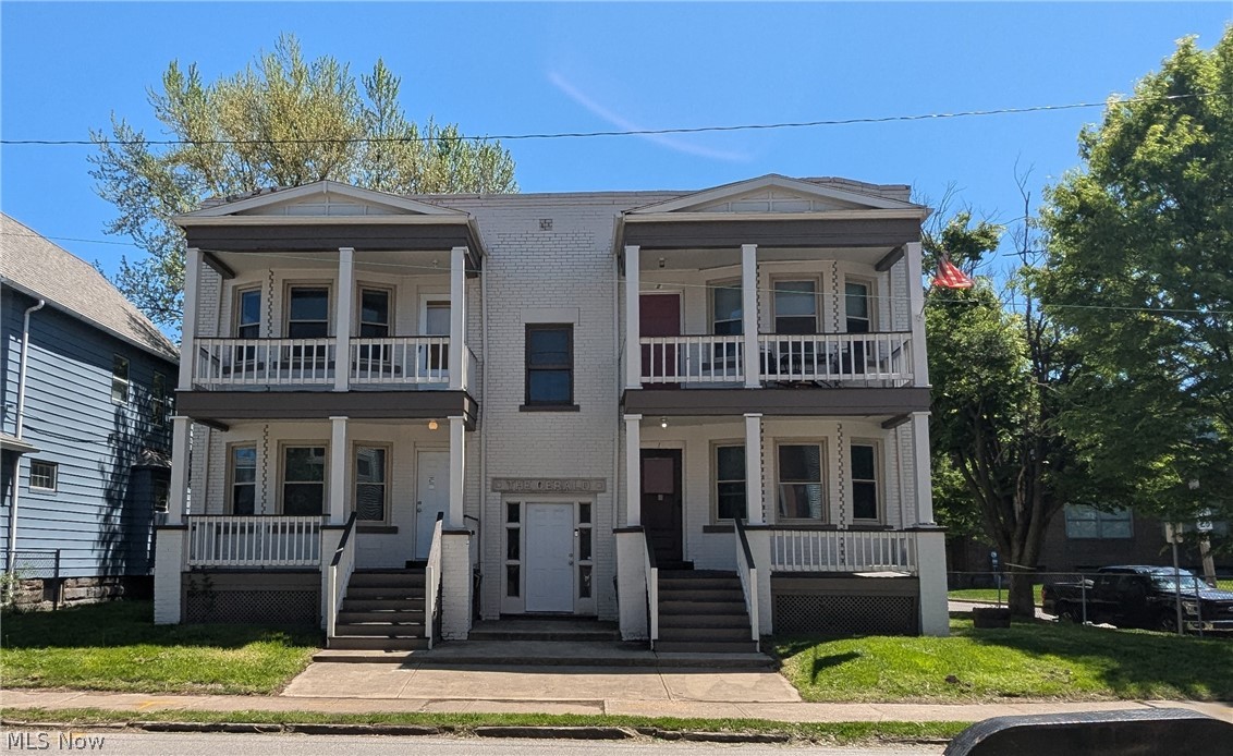 1467 W 84th Cleveland OH 44102