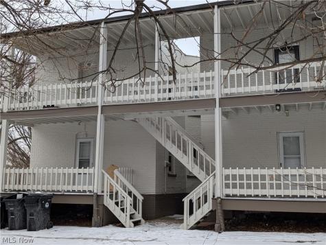 1467 W 84th Cleveland OH 44102