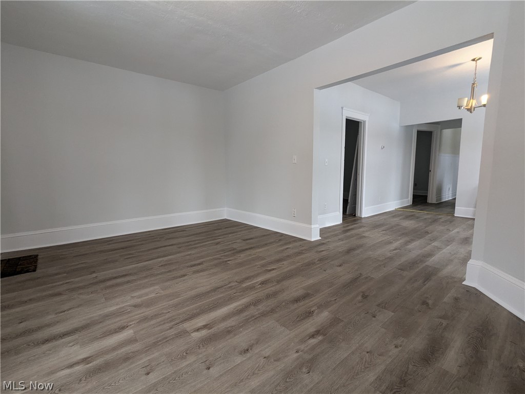 1467 W 84th Cleveland OH 44102