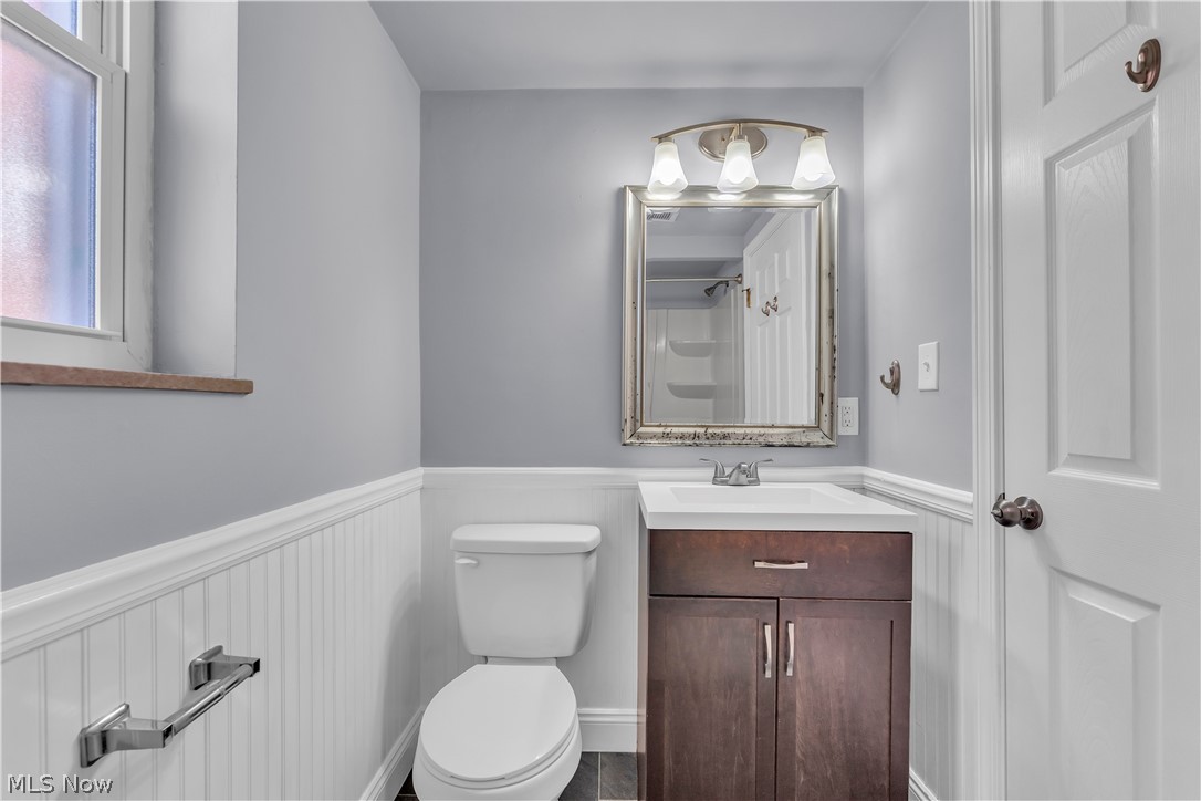 6156 Ridge Road Parma OH 44129