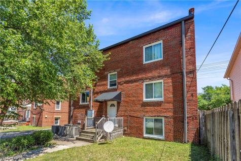 6156 Ridge Road Parma OH 44129