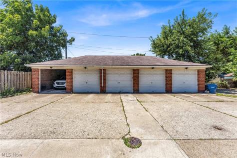 6156 Ridge Road Parma OH 44129