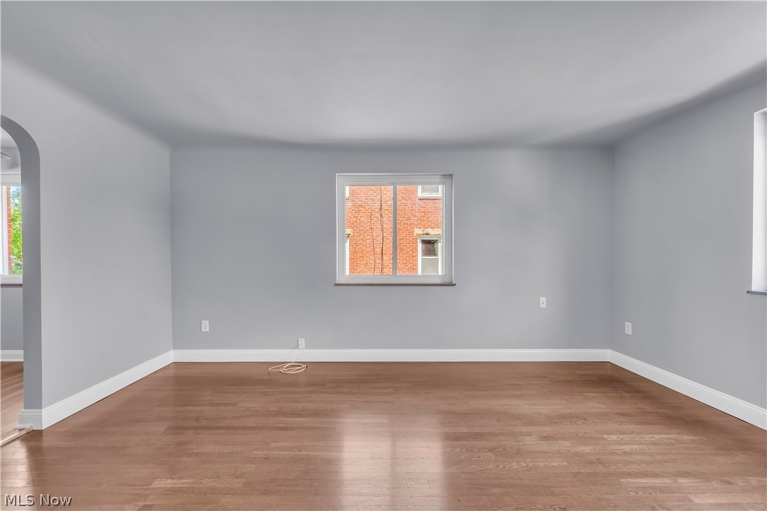 6156 Ridge Road Parma OH 44129