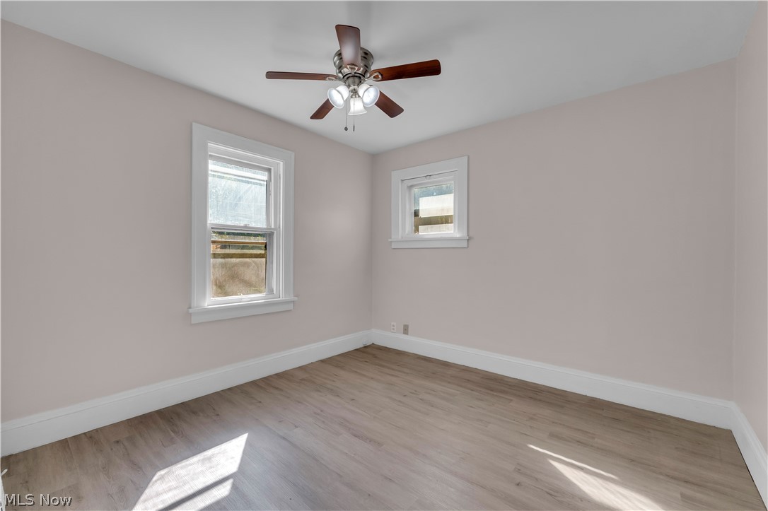 954 E 239th Street Euclid OH 44123