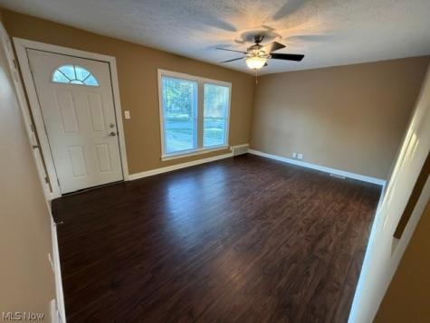 425 Hawkins Drive Painesville OH 44077