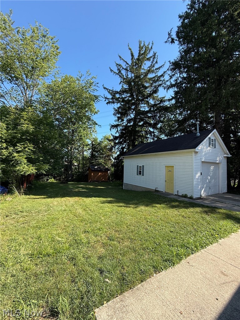 49 Palmetto Avenue Bedford OH 44146