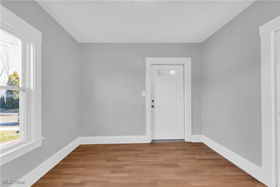 3992 E 26th Street Newburgh Heights OH 44105