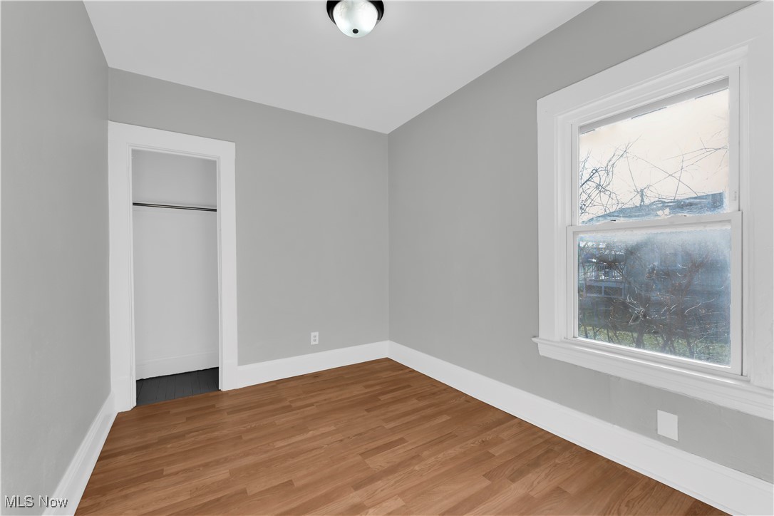 3992 E 26th Street Newburgh Heights OH 44105