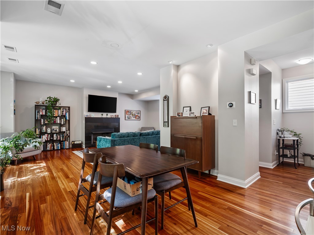 1471 Lindazzo Avenue Cleveland OH 44114