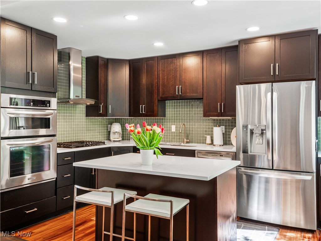 1471 Lindazzo Avenue Cleveland OH 44114