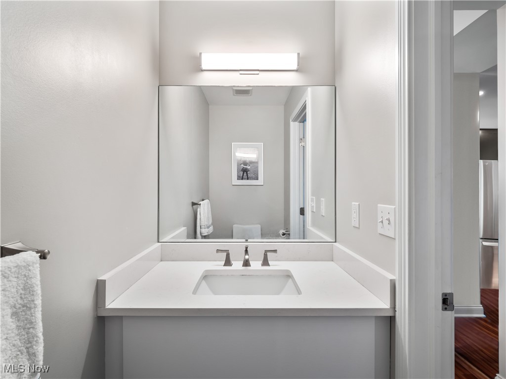 1471 Lindazzo Avenue Cleveland OH 44114