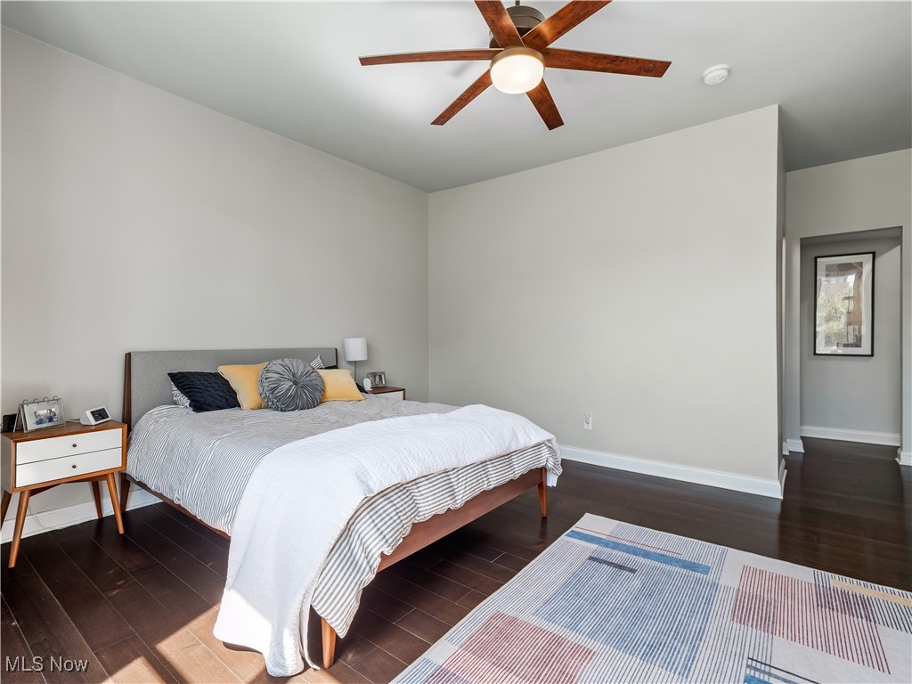 1471 Lindazzo Avenue Cleveland OH 44114