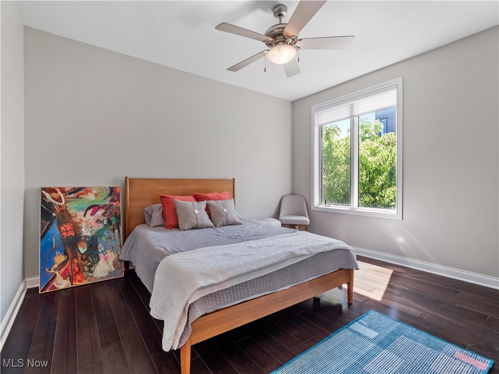 1471 Lindazzo Avenue Cleveland OH 44114