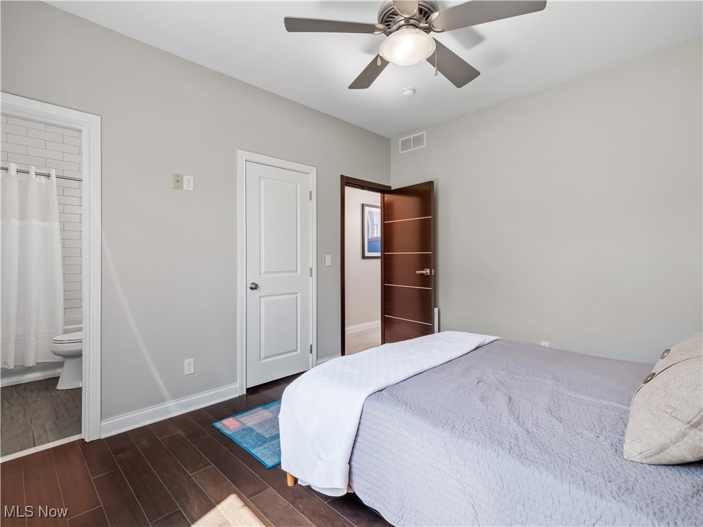 1471 Lindazzo Avenue Cleveland OH 44114