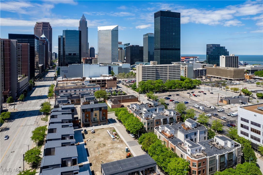 1471 Lindazzo Avenue Cleveland OH 44114