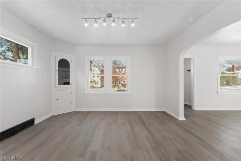 3406 Henderson Road Cleveland Heights OH 44112