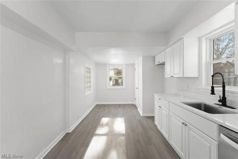 3406 Henderson Road Cleveland Heights OH 44112