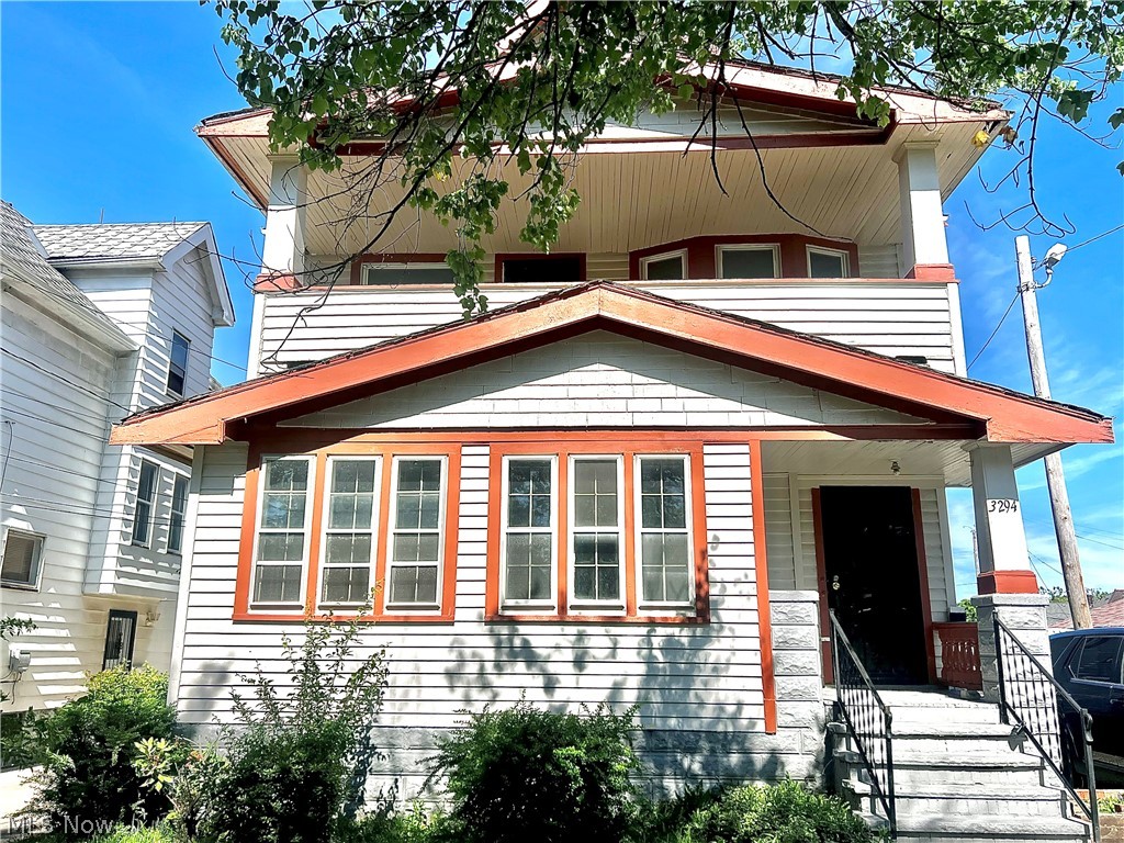 3294 E 105th Street Cleveland OH 44104