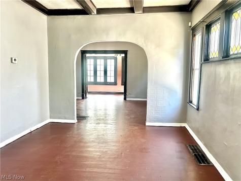 3294 E 105th Street Cleveland OH 44104