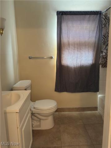 52 Willow Drive Youngstown OH 44512